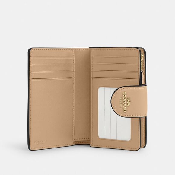 NWT Coach Outlet Medium Corner Zip Wallet - Picture 2 of 4